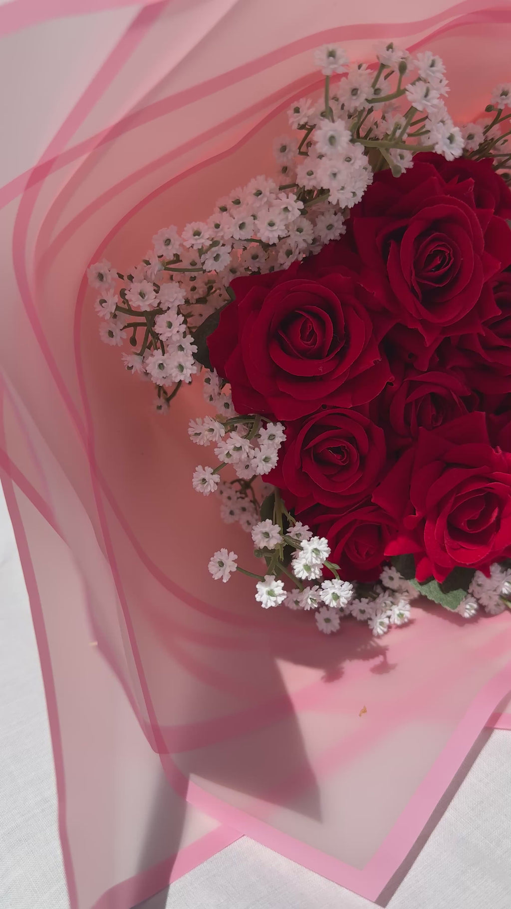 Roses with GYP (Artificial)